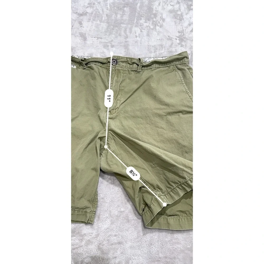 Original Penguin Khaki Shorts Mens Size 36 Green Zippered Button Embroidered